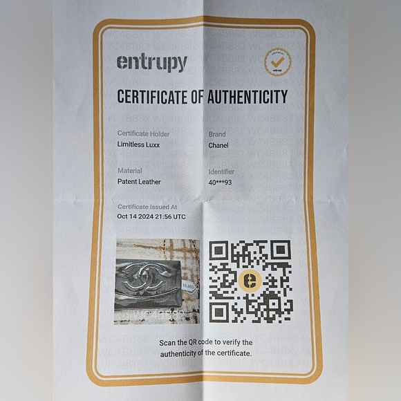 Chanel WOC in Black Patent Leather Vintage in EUC w/COA and dustbag - Picture 12 of 14